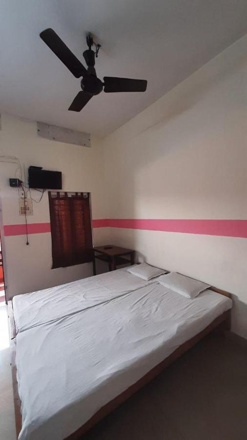 Zaina Tourist Home Kollam Εξωτερικό φωτογραφία