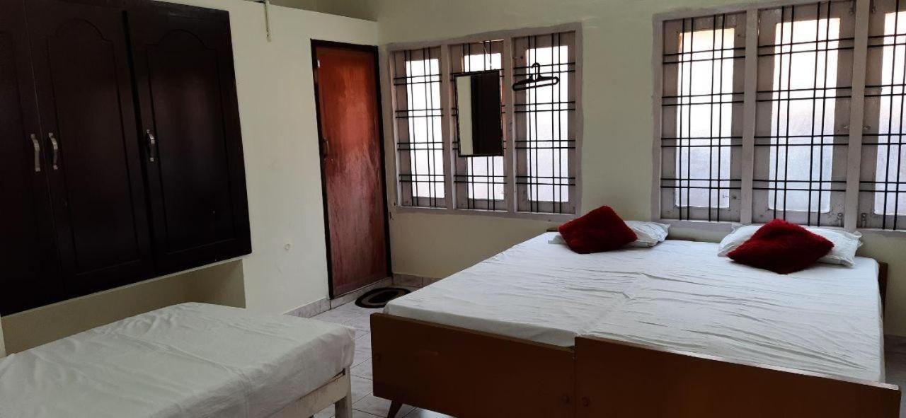Zaina Tourist Home Kollam Εξωτερικό φωτογραφία